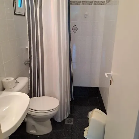 Leonidas Studios Apartment