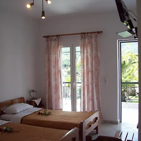 Apartment Leonidas Studios Sami (Kefalonia)